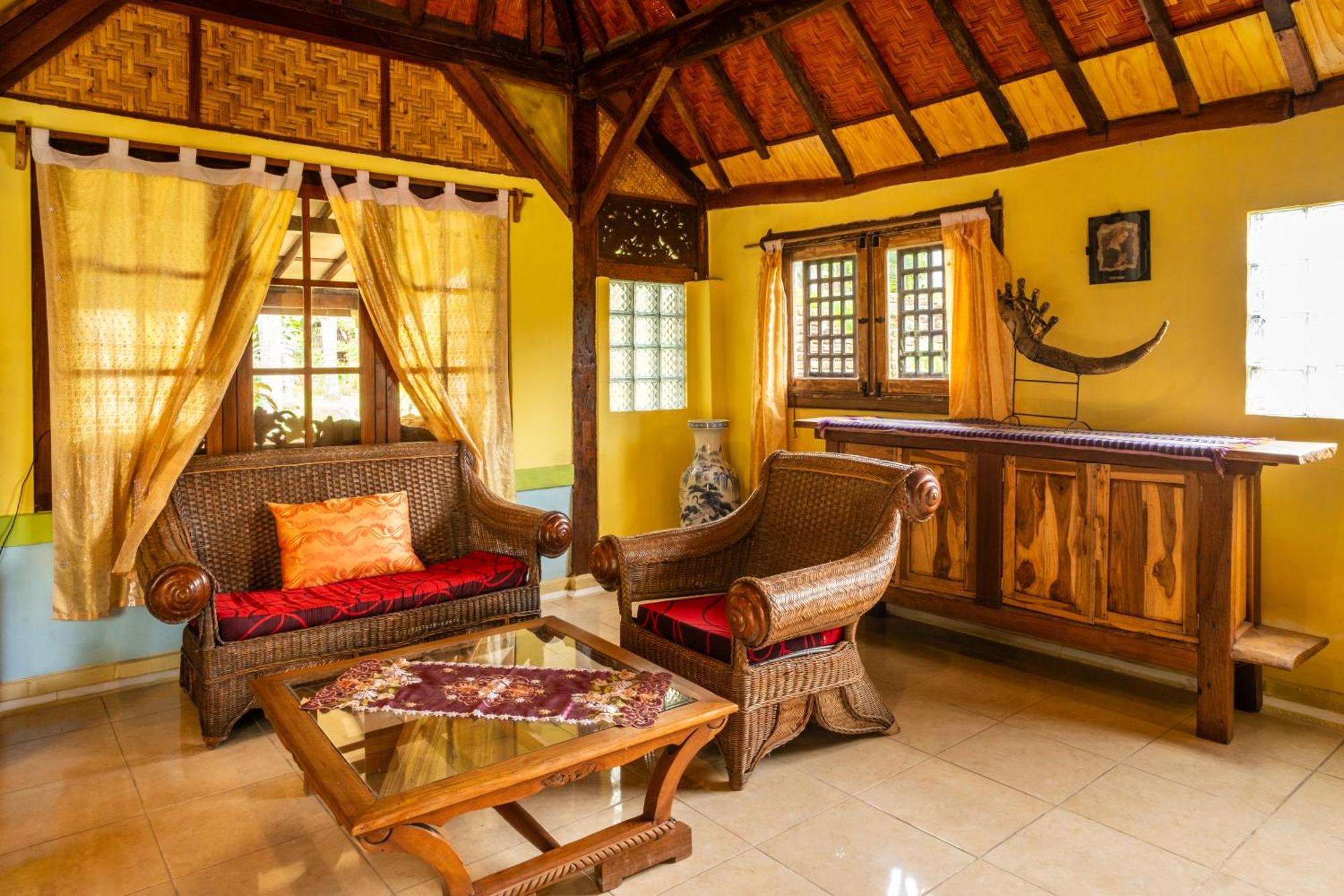 Lombok Stanley Garden Villas Montongbuwoh Luaran gambar
